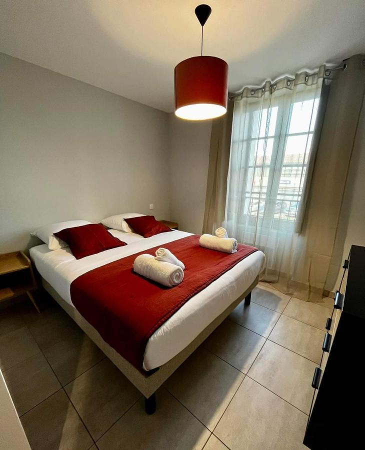 Les Demoiselles De La Tour ! Apartamento Carcassonne Exterior foto